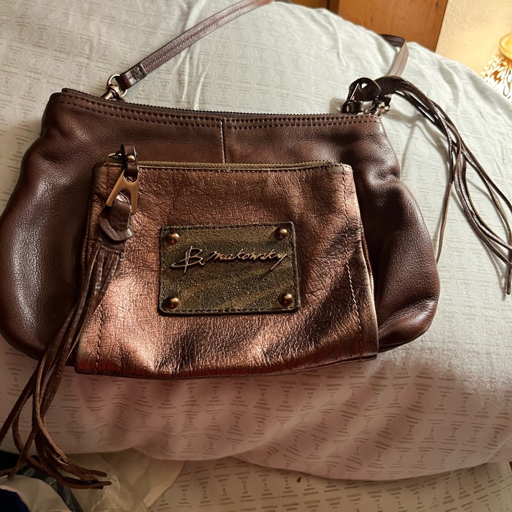 B. Makowsky Small Crossbody Brown & Copper Purse.